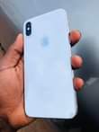 A picture of Apple iPhone X 64Gb slight crack on screen at 550k