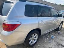 A picture of Toyota Highlander 2010 Toks V6 No Issues Lagos 6M 081
