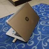 A picture of Laptop hp elitebook book folio