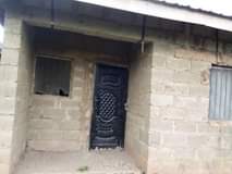 A picture of 3 bedroom flat in good condition and good area