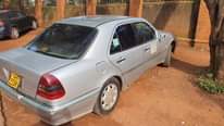 A picture of 1998 Mercedes Benz C200