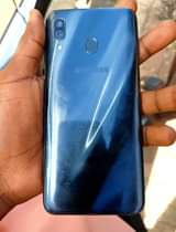 A picture of SAMSUNG A30