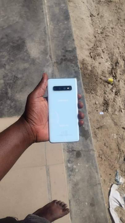 samsung s10