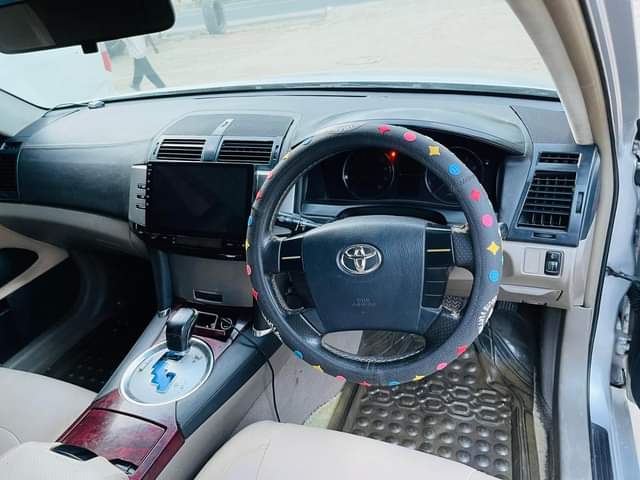 A picture of TOYOTA MARK X