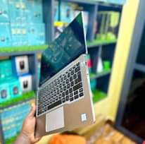 A picture of DELL LATITUDE 7400