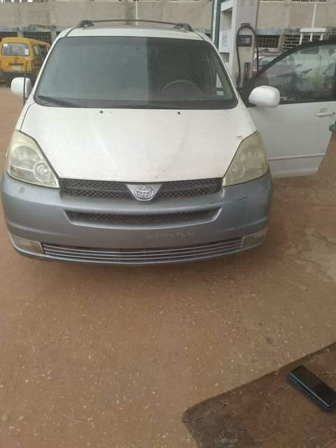 A picture of 2005 Toyota Toyota Sienna Xle