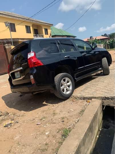 A picture of Vary clean first body GX460 2013 fullest operation keyless power