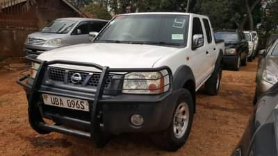 used nissan hardbody