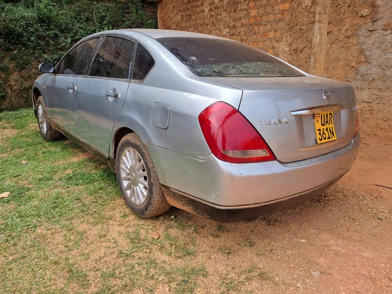 nissan teana