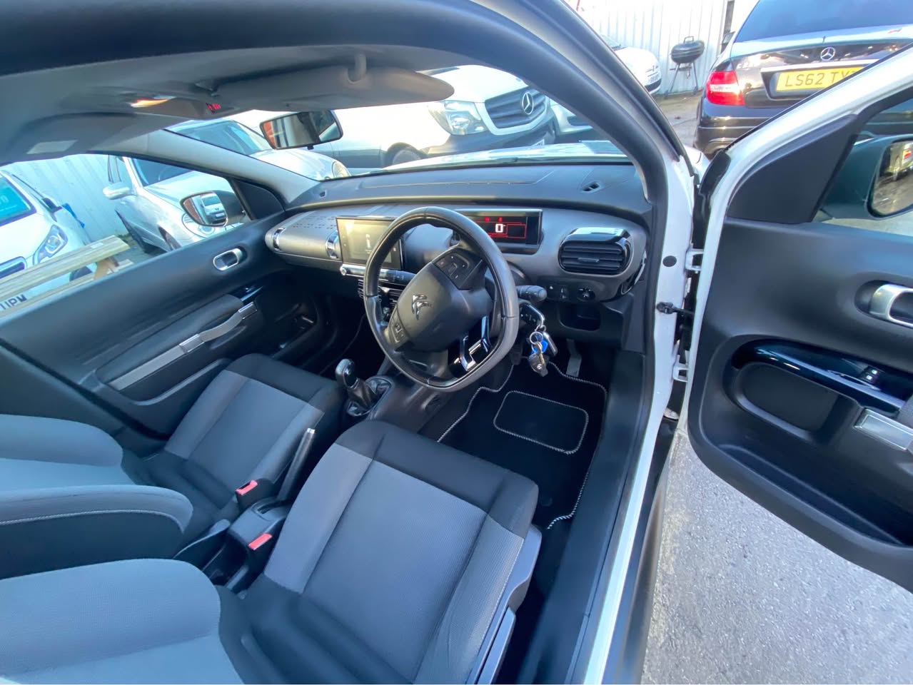 citroen c4 cactus