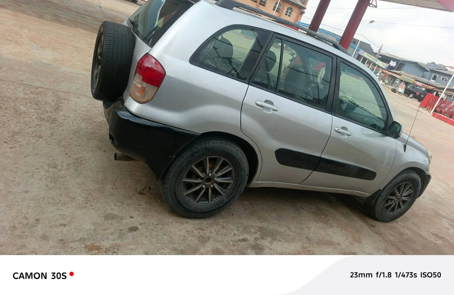 A picture of 2003 Toyota Rav4 2003