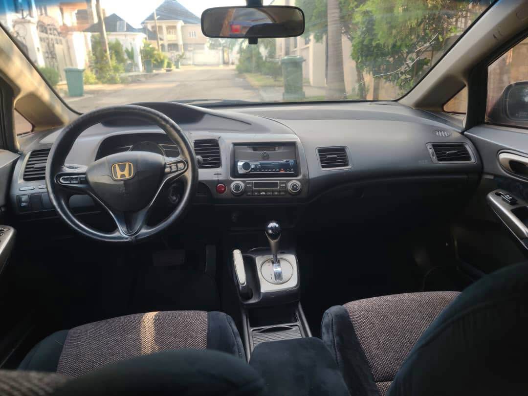 A picture of HONDA CIVIC IROBOT 2008