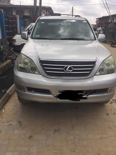 A picture of Lexus GX470 2006 Register