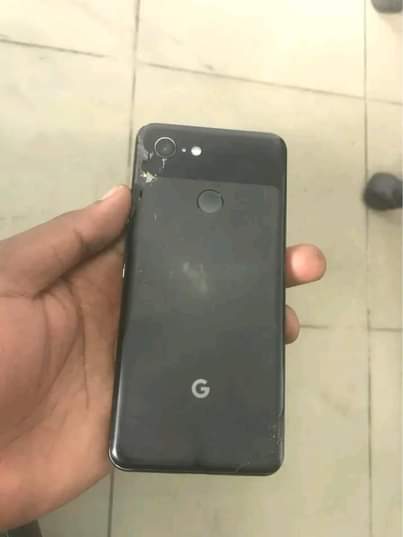 A picture of Google pixel 3