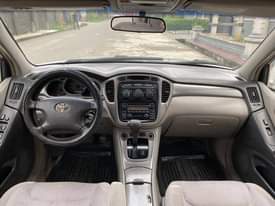 A picture of 2003 Toyota HIGHLANDER