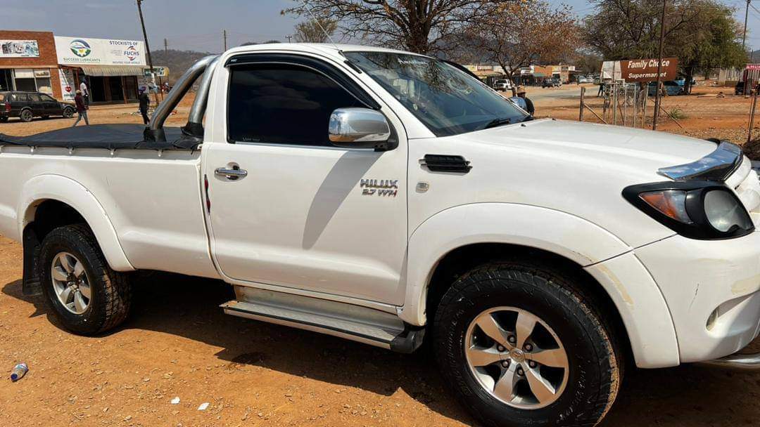 used toyota hilux