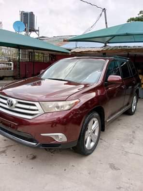 A picture of Another good deal Registered Highlander Limited Edition 2008 V6 Price