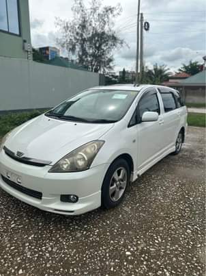 A picture of TOYOTA WISH Unregistered