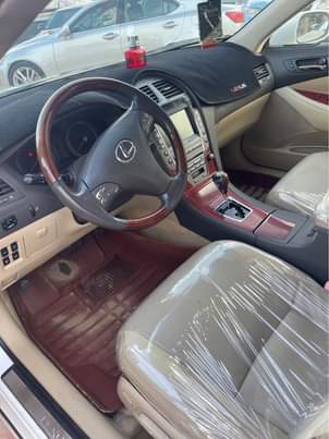 A picture of ES350