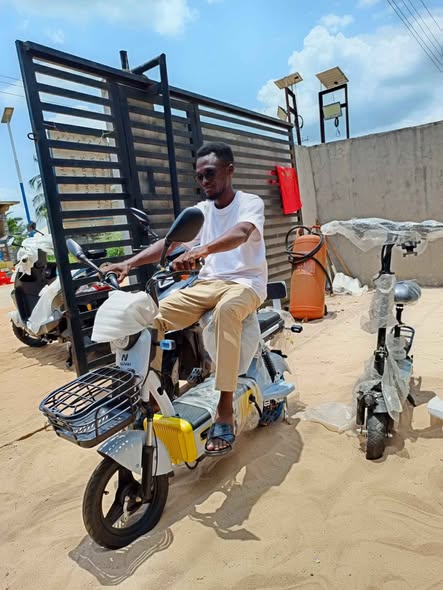 A picture of NUVAI ELECTRIC BIKES