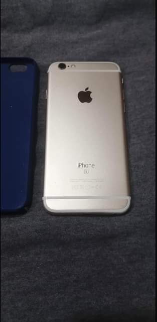 A picture of Iphone 6s plus