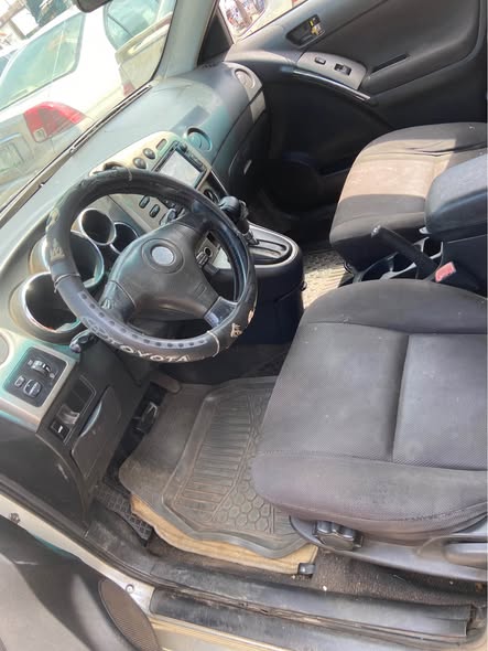 A picture of Nigerian used 2003 Toyota Matrix