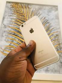 A picture of Iphone 6s Gb 64 Battery health 95 Fingerprint Haina michubuko