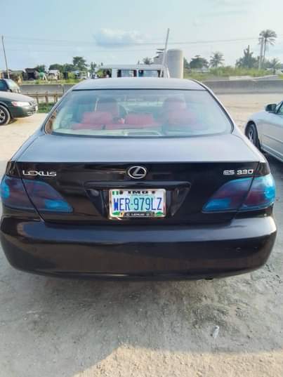 A picture of Very clean in and out Sharp lexus es 330 With