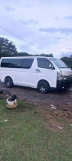 used toyota hiace