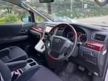 A picture of TOYOTA VELLFIRE ON SALE