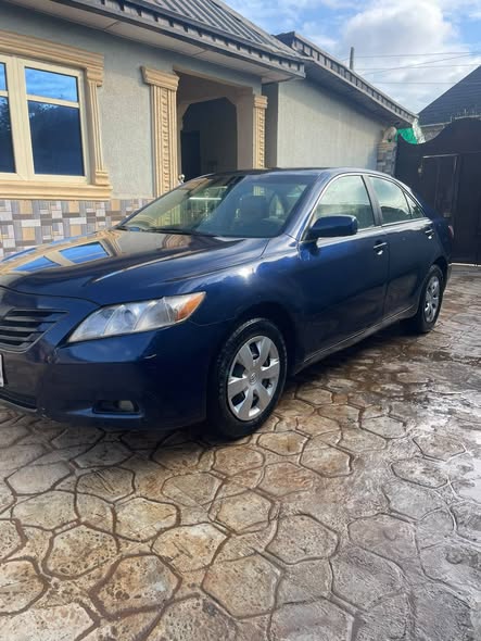 A picture of 2008 Toyota Camry muscle Tokunbo Standard Neatly used