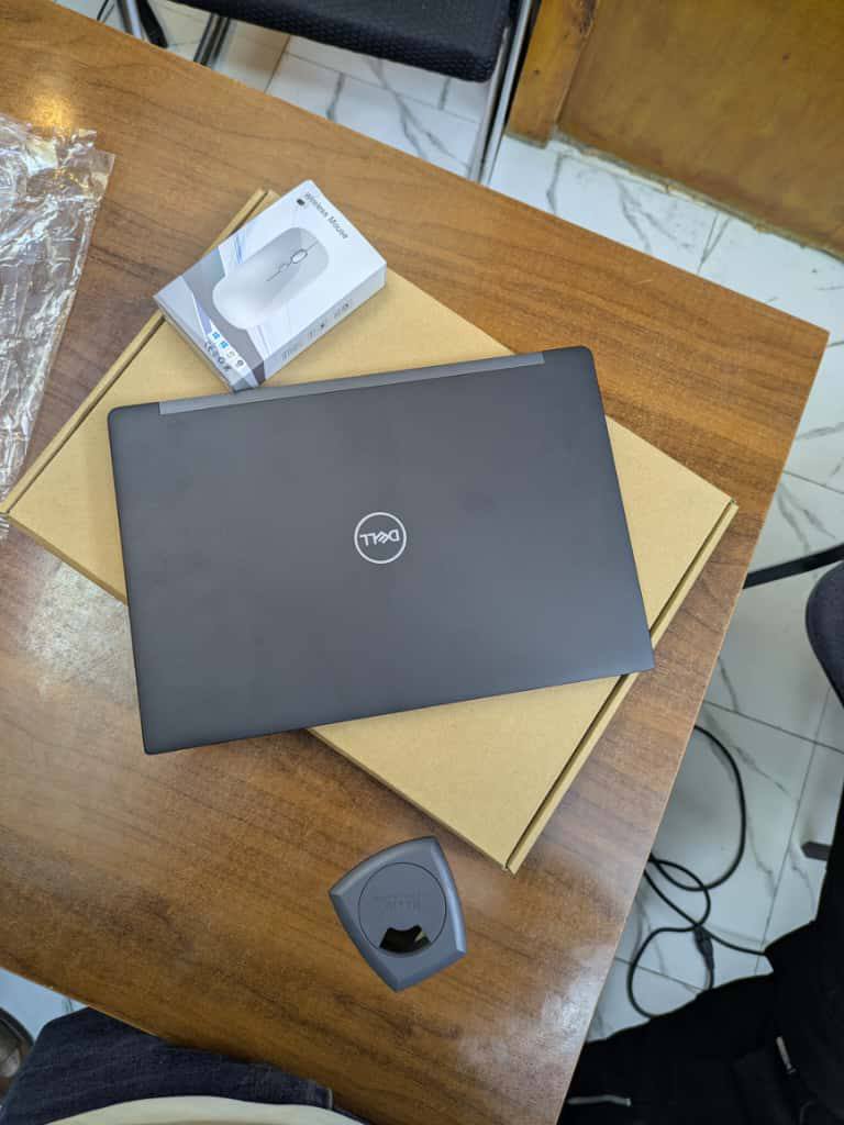 A picture of Dell latitude 7290 core i5 8th Processor 1.90ghz turbo 3.90