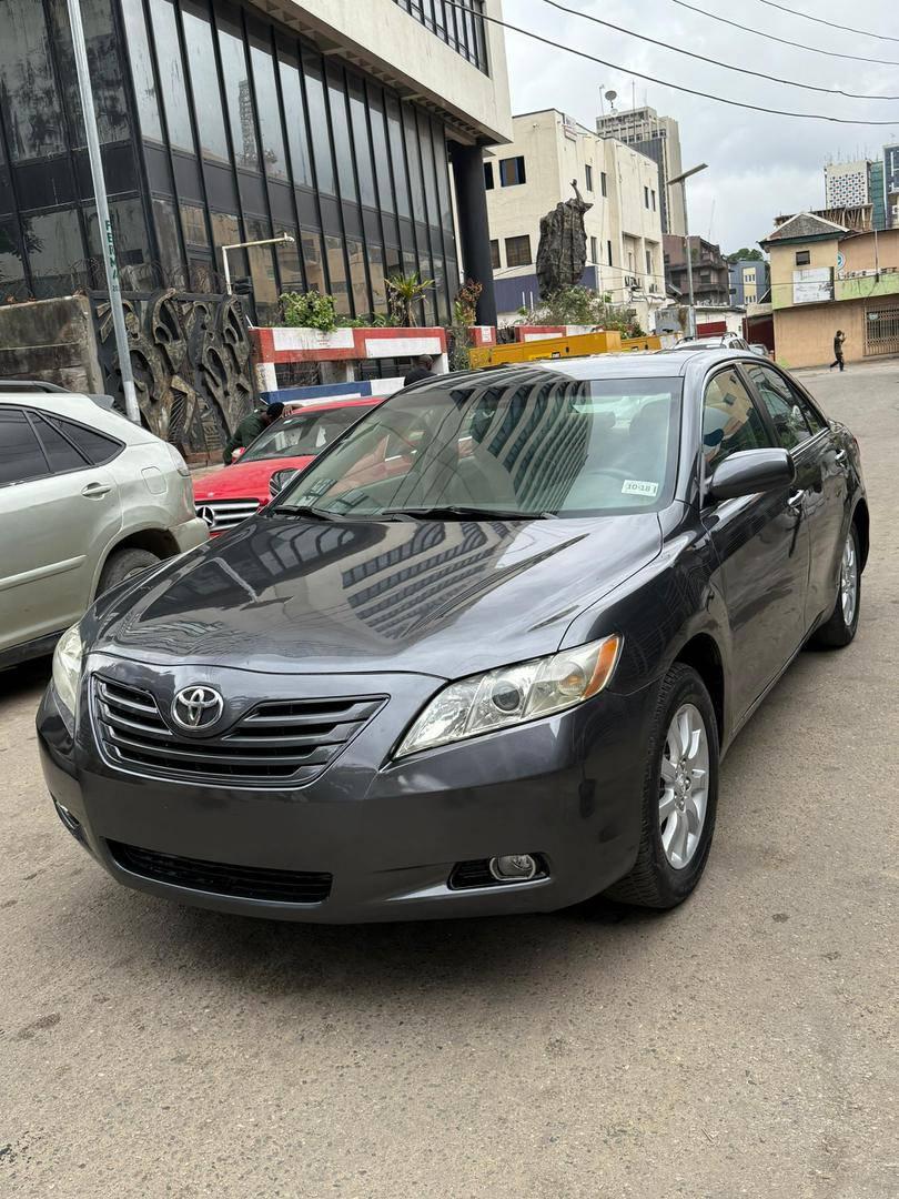 A picture of 2008 Toyota camry