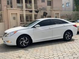A picture of Distress sales Hyundai sonata Belgium standard Untempered engine smooth gearbox