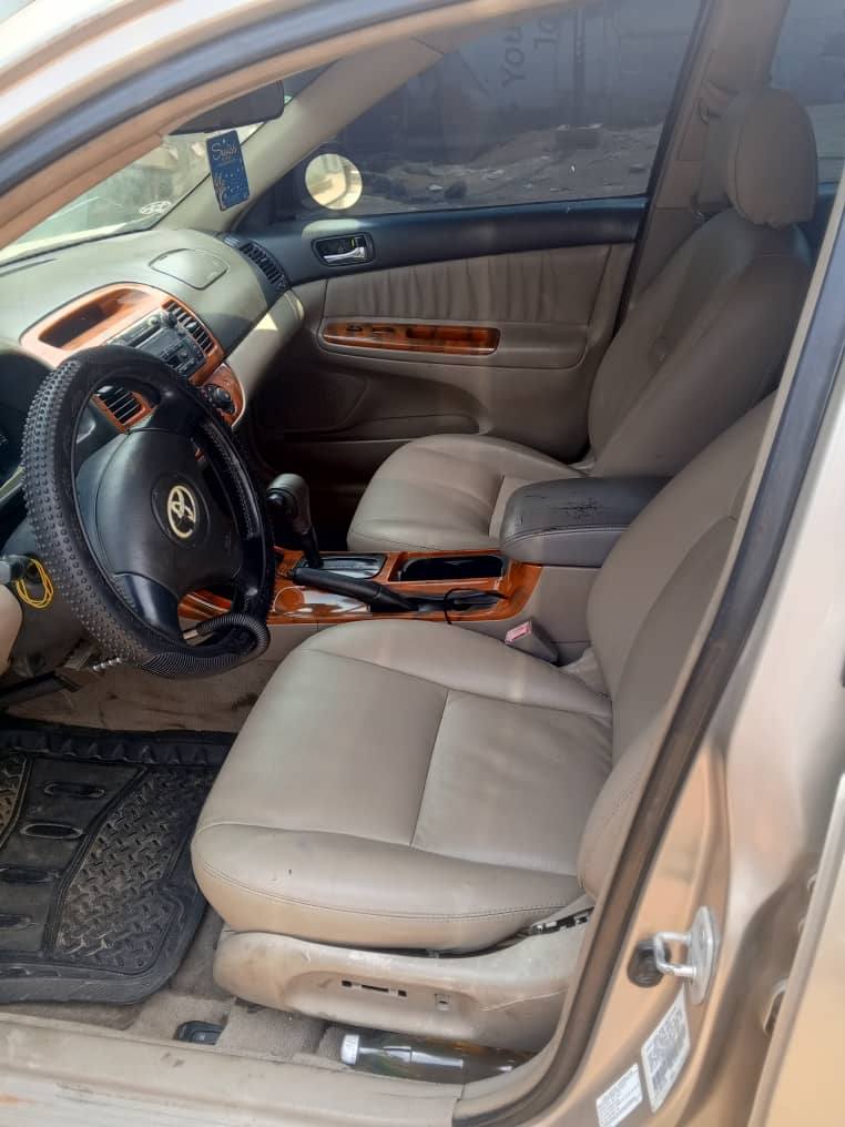 A picture of Very sharp 2004 Toyota Camry big daddy v6