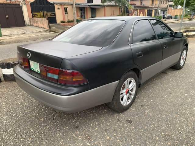 A picture of Lexus ES 300 2001 l Ikorodu