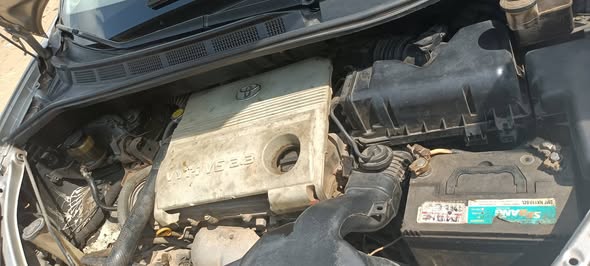 A picture of Toyota Sienna 05 nothing to fix everything is working fine