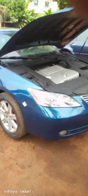 A picture of DISTRESS SALE Extremely clean and sound toks Standard Lexus ES350