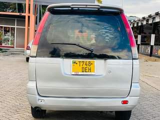 A picture of Noah SR40 Mwanza mjini 1990 cc Million 10 8 Engine