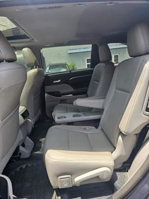 A picture of Toyota Highlander 2018