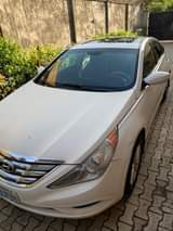 A picture of Super sharp Tokumbo standard 2011 Hyundai Sonata