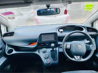 A picture of TOYOTA SIENTA