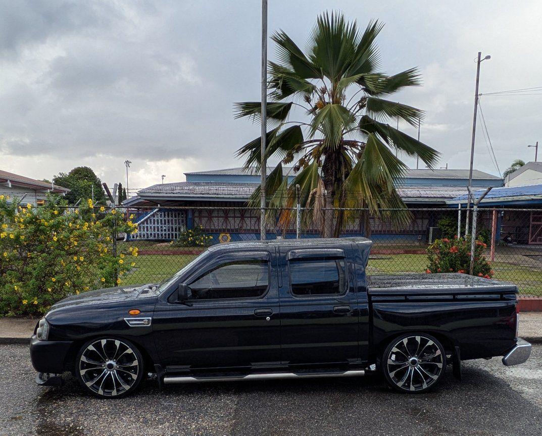 nissan frontier