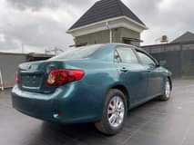 A picture of 2009 Toyota Corolla LE