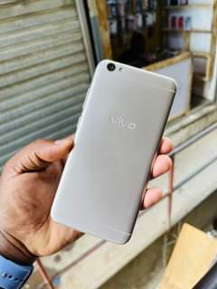 A picture of Vivo Y67