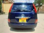 A picture of Toyota isis