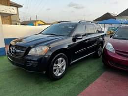 A picture of Good deal Direct 2008 Mercedes Benz GL 450 Sound engine