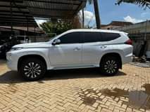used mitsubishi pajero