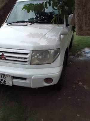 used mitsubishi pajero