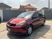 A picture of 2006 Toyota Sinenna
